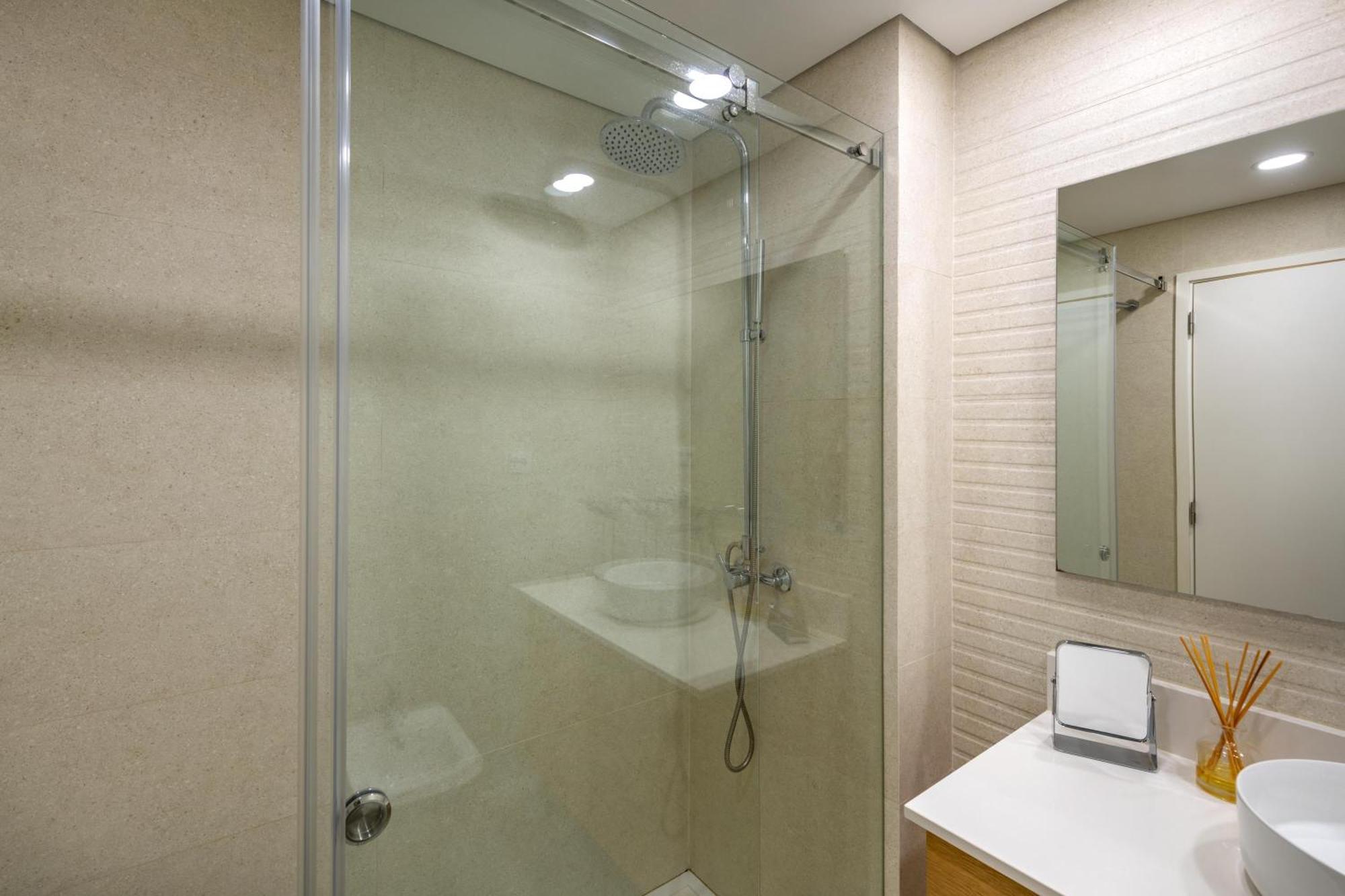 Apartamento Gomes -Free Airco, Wiffi & Swimming Pool- By Bedzy بورش المظهر الخارجي الصورة